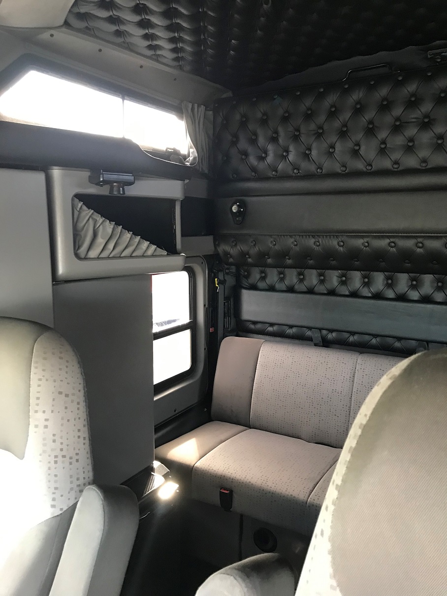 2019 Kenworth W900 Studio Sleeper Interior - Home Alqu