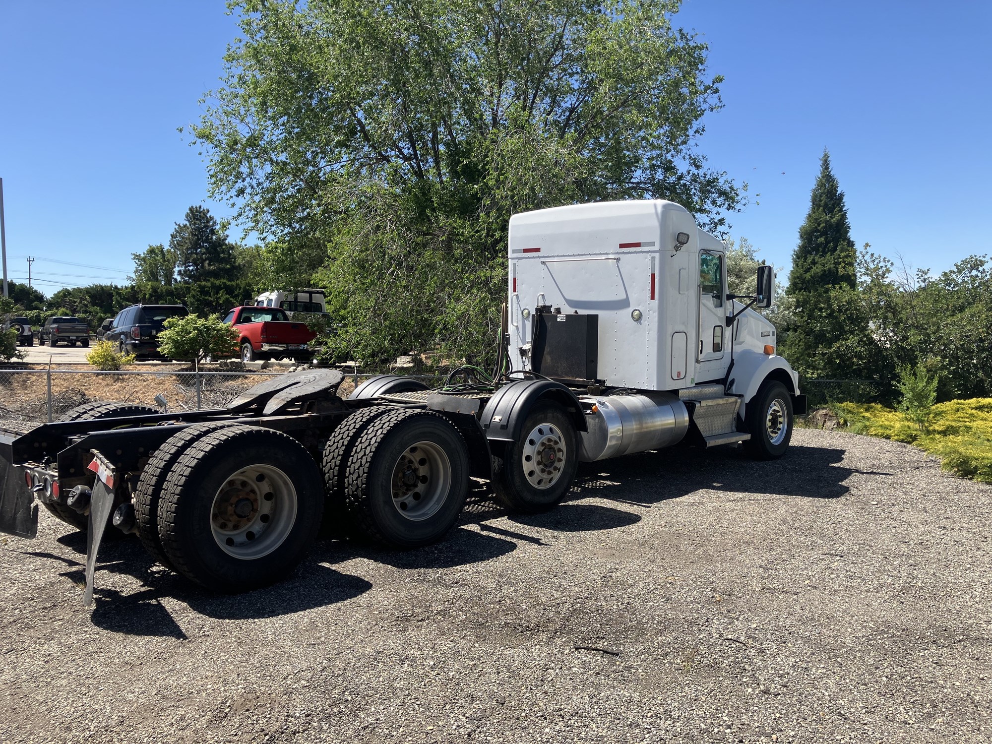 2017 Kenworth T800 - image 6 of 6