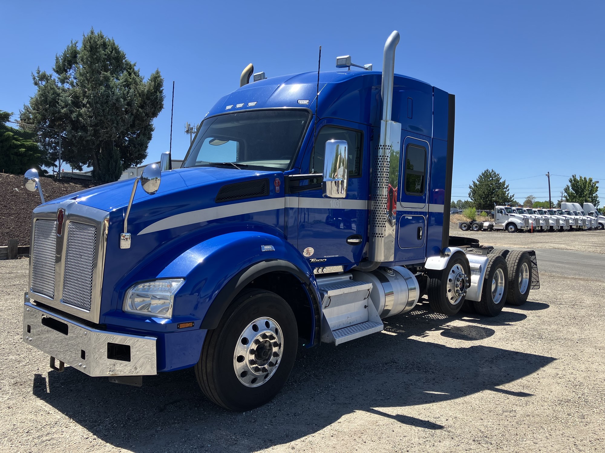 2019 Kenworth T880 - image 1 of 6