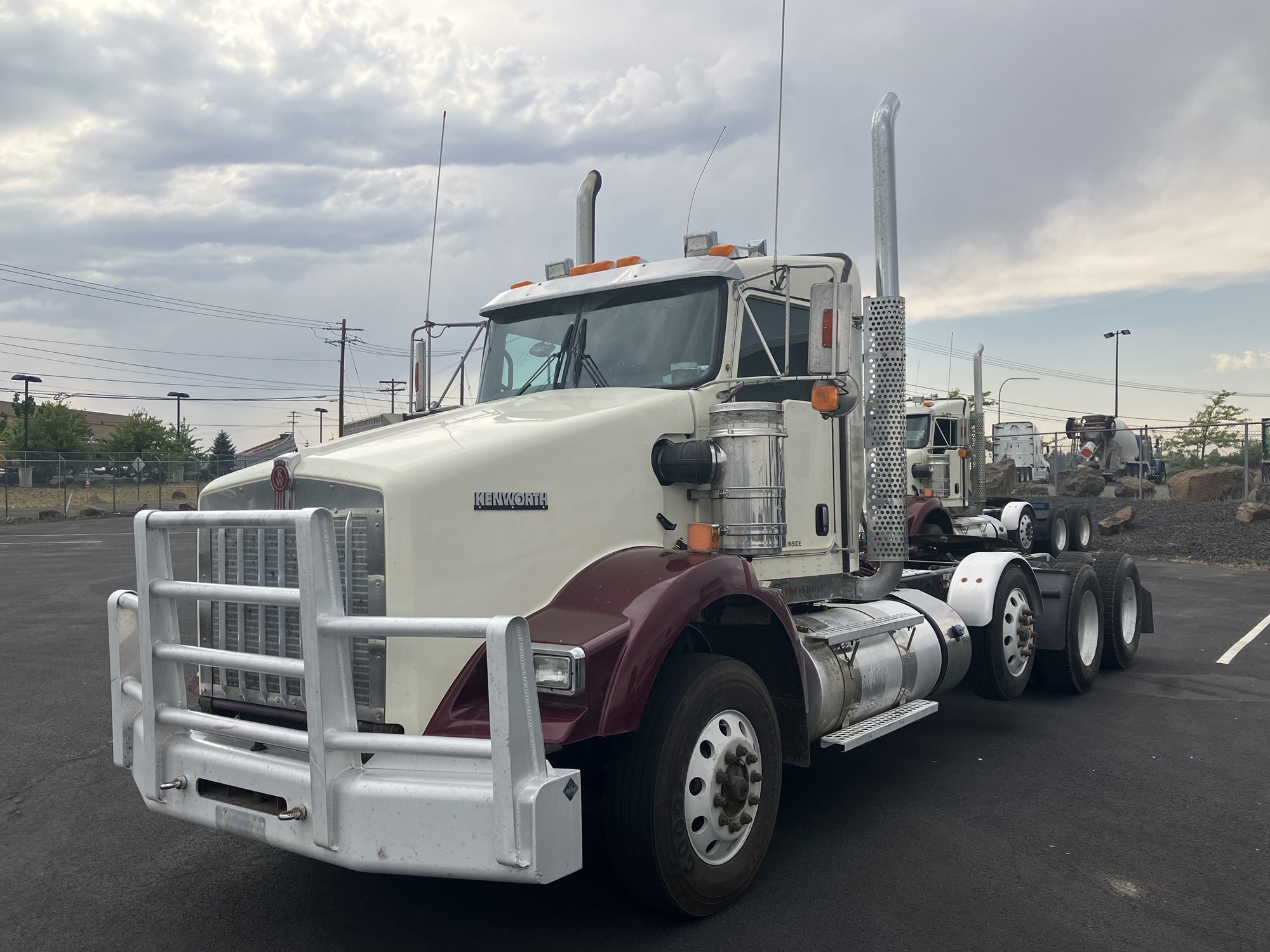 2019 Kenworth T800 - image 1 of 1