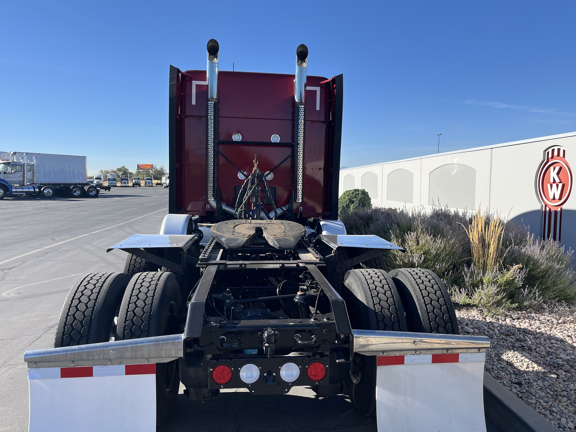 2021 Kenworth T680 - image 6 of 6