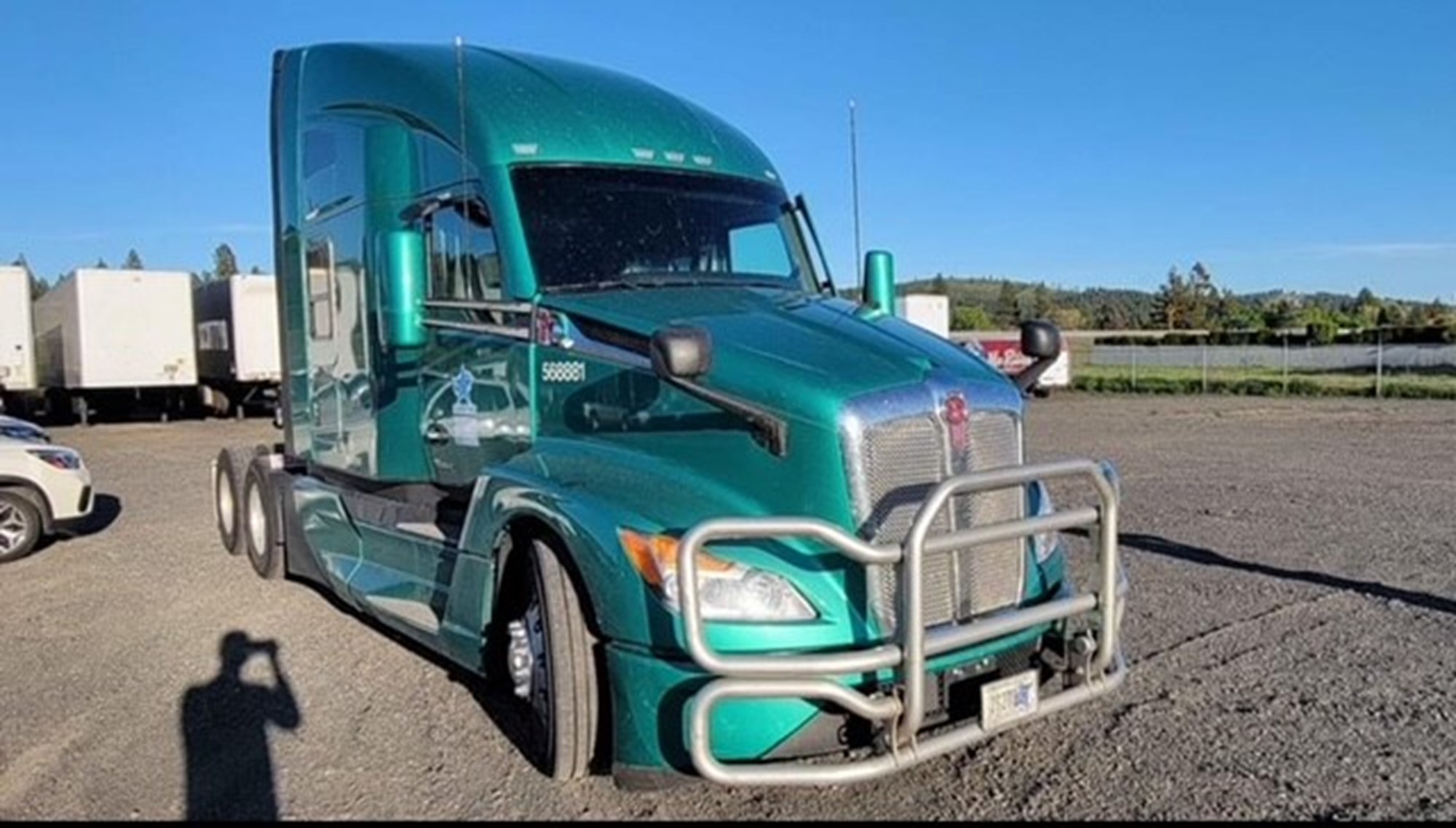 2023 Kenworth T680 Next Gen - image 2 of 6