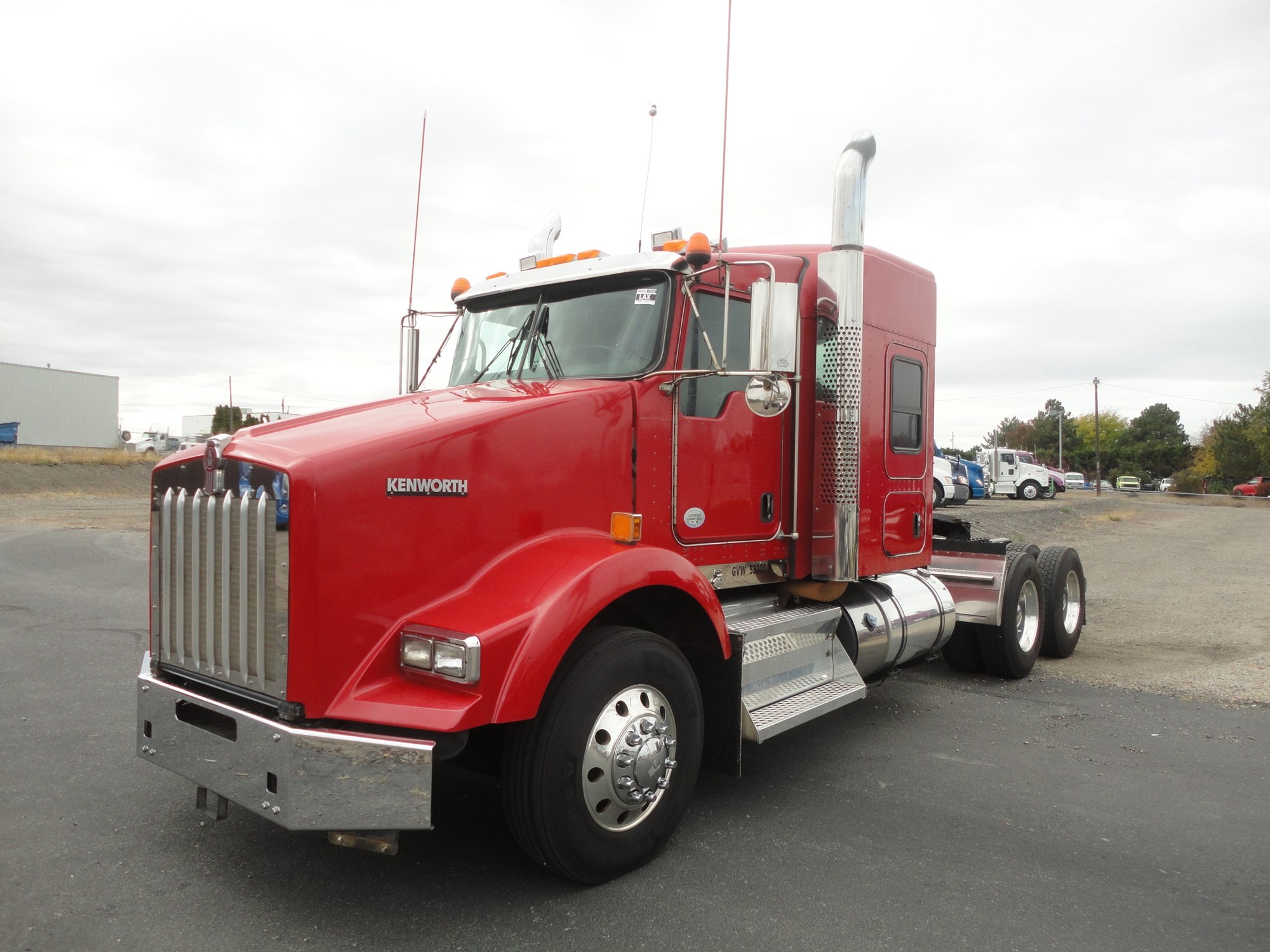 2020 Kenworth T800 - image 1 of 6