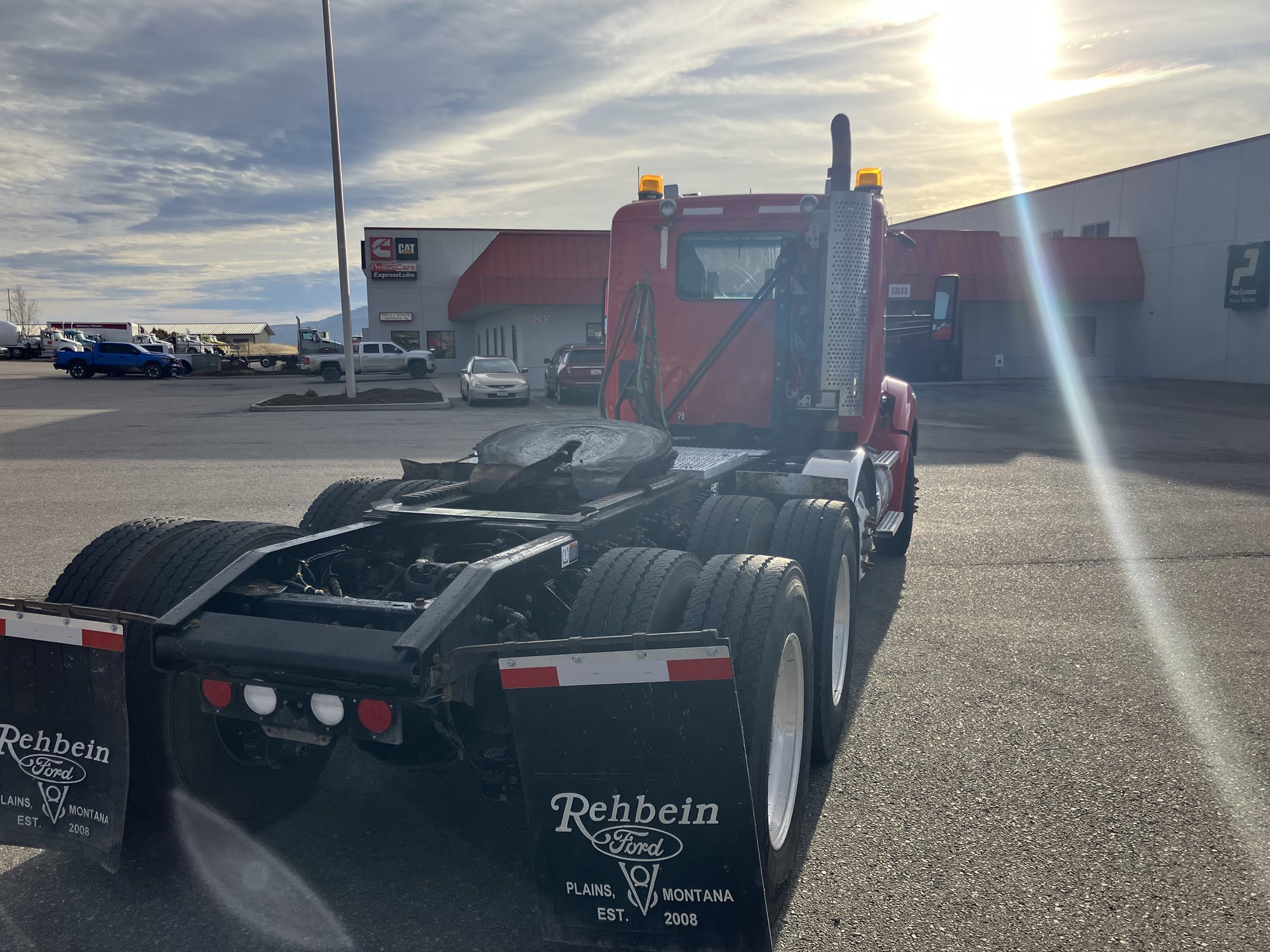 2019 Kenworth T880 - image 4 of 6