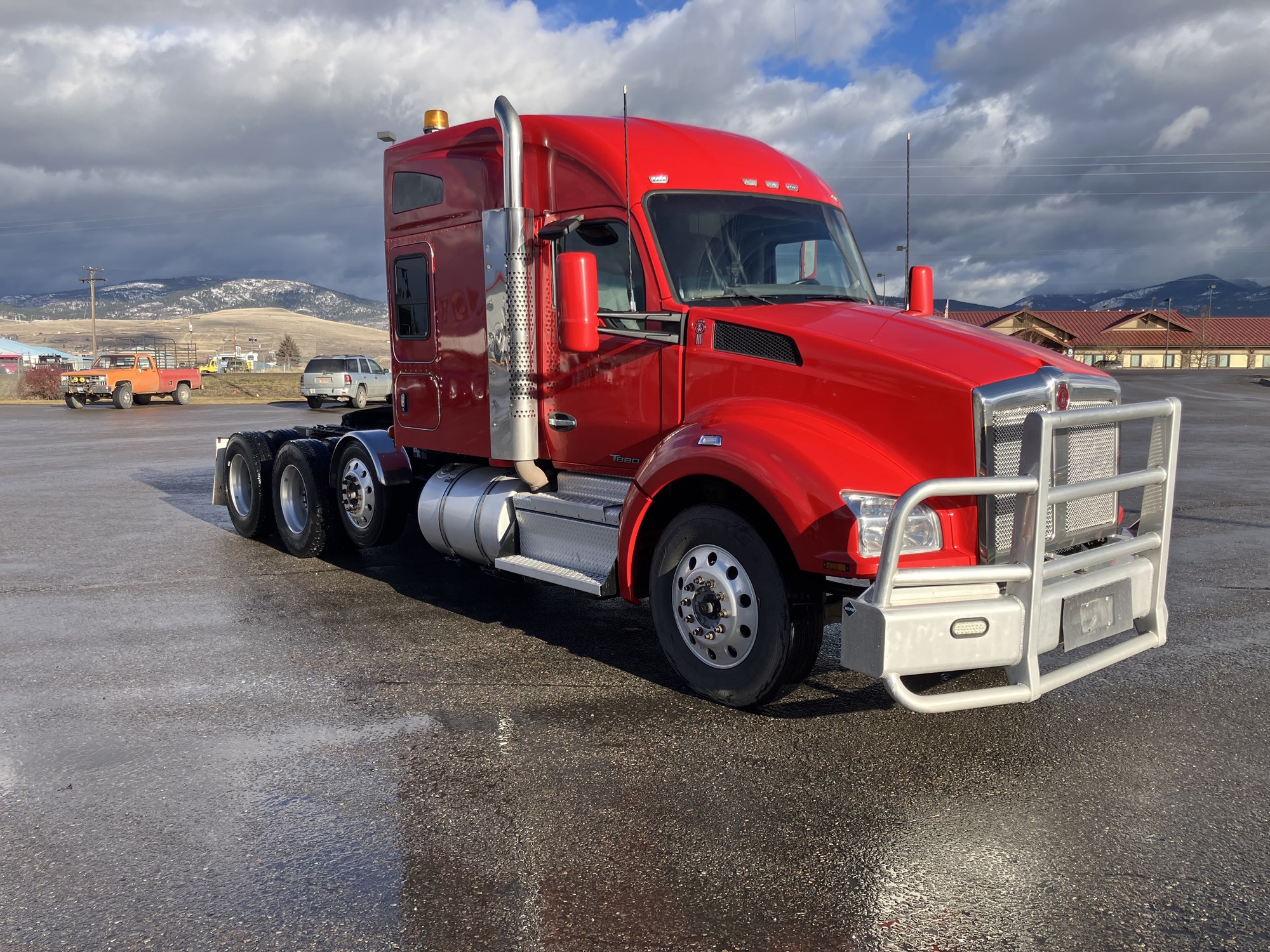 2019 Kenworth T880 - image 3 of 6