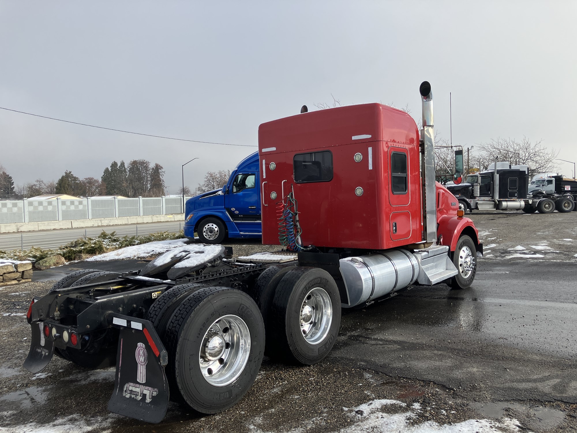 2018 Kenworth T800 - image 5 of 6