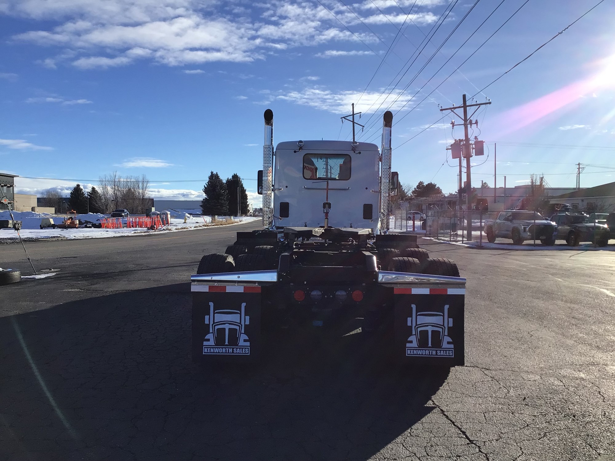 2025 Kenworth T880 - image 6 of 6