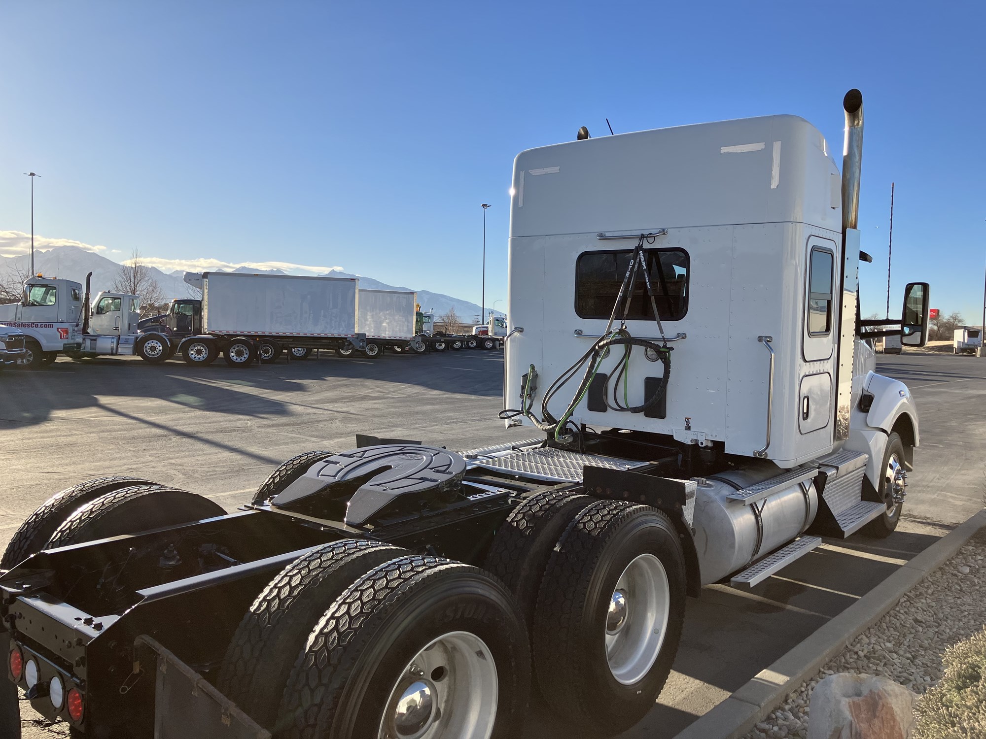 2021 Kenworth T880 - image 5 of 6