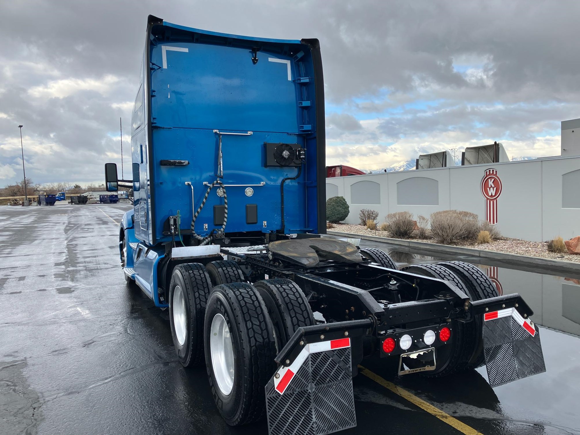 2020 Kenworth T680 - image 6 of 6